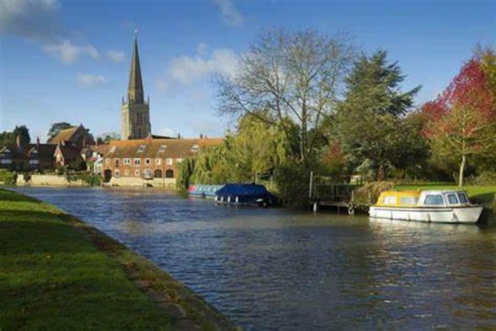 1 Bedroom Flat Sleeps 4 In Abingdon Oxfordshire Экстерьер фото